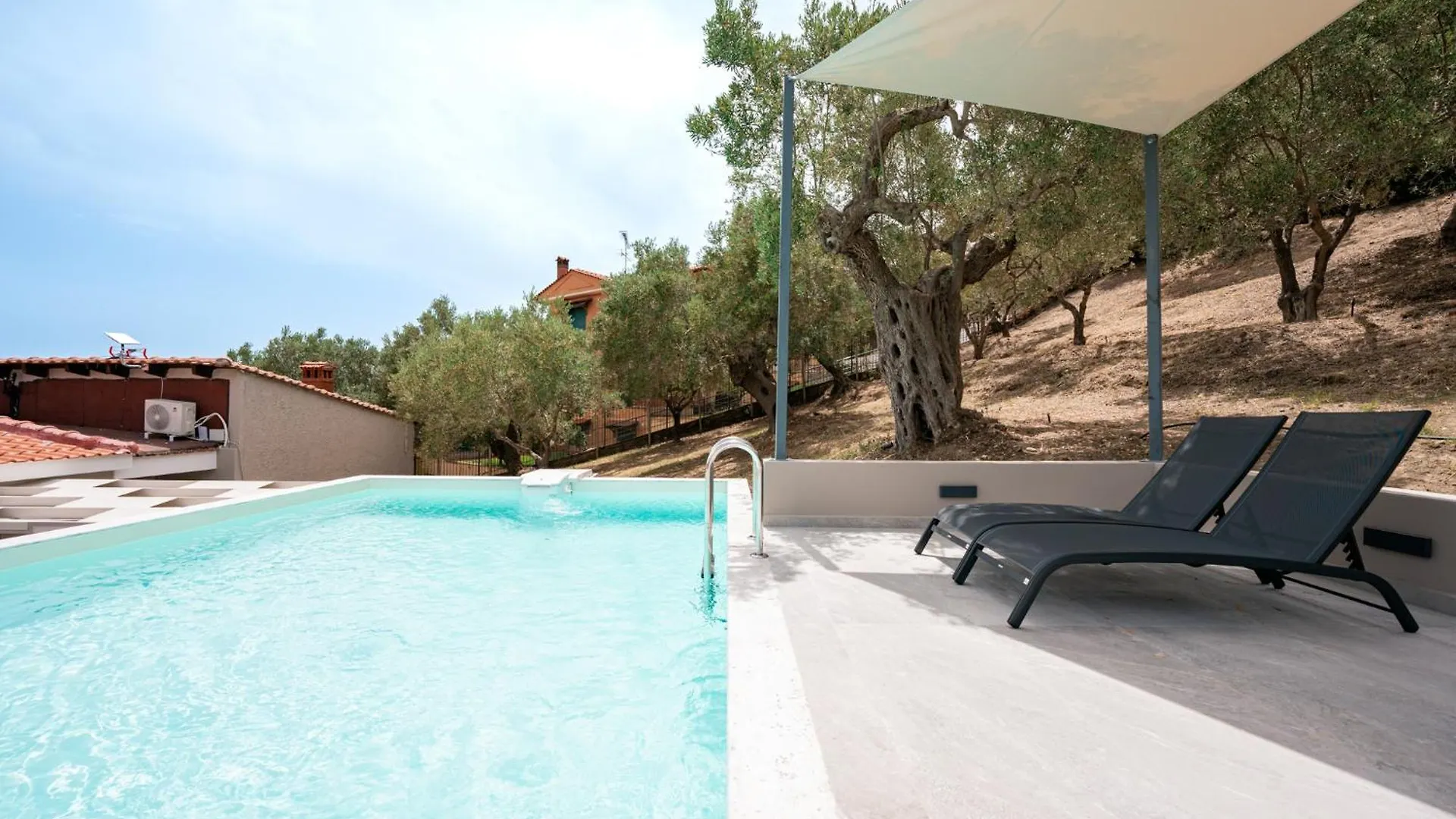 Themida Luxurious Accommodation By Travel Pro - Nea Skioni Halkidiki